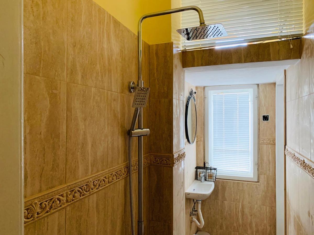 Tanin House - Three-Bedroom Apartment, Sauna And Gym 10' Away From Borovets 萨莫科夫 外观 照片